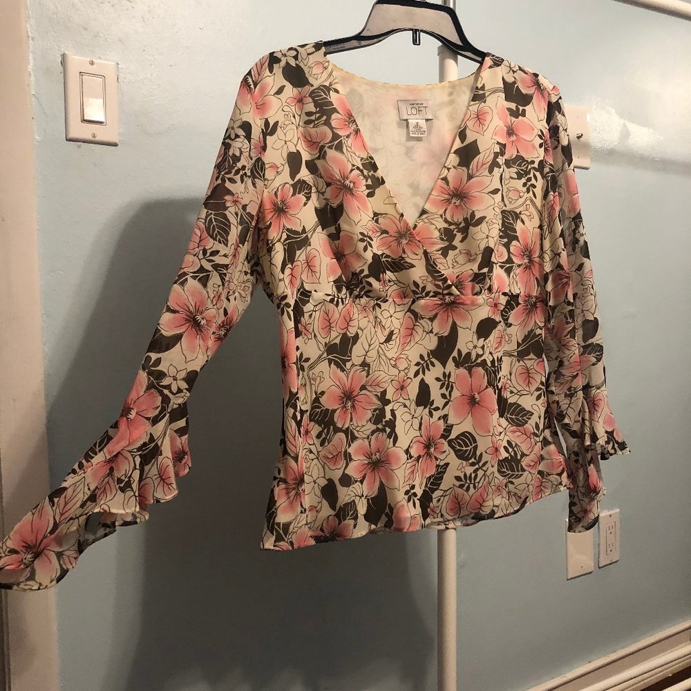 floral blouse